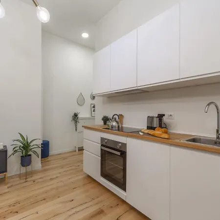 The Rent - Stylish One-bedroom In Corso Di Porta Vittoria * Milán